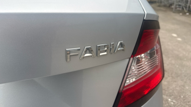 Skoda Fabia 1.0 TSI SE 5dr Petrol Hatchback